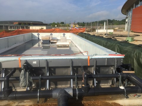 Extension du Centre nautique de Cloyes-lesTrois-Rivières - bassin piscine extérieure